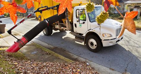 city of greensboro leaf pickup